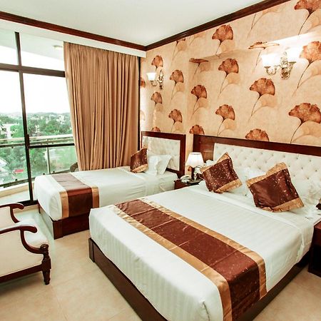 Hotel Crystal Rose - ซิลเฮติ ภายนอก รูปภาพ