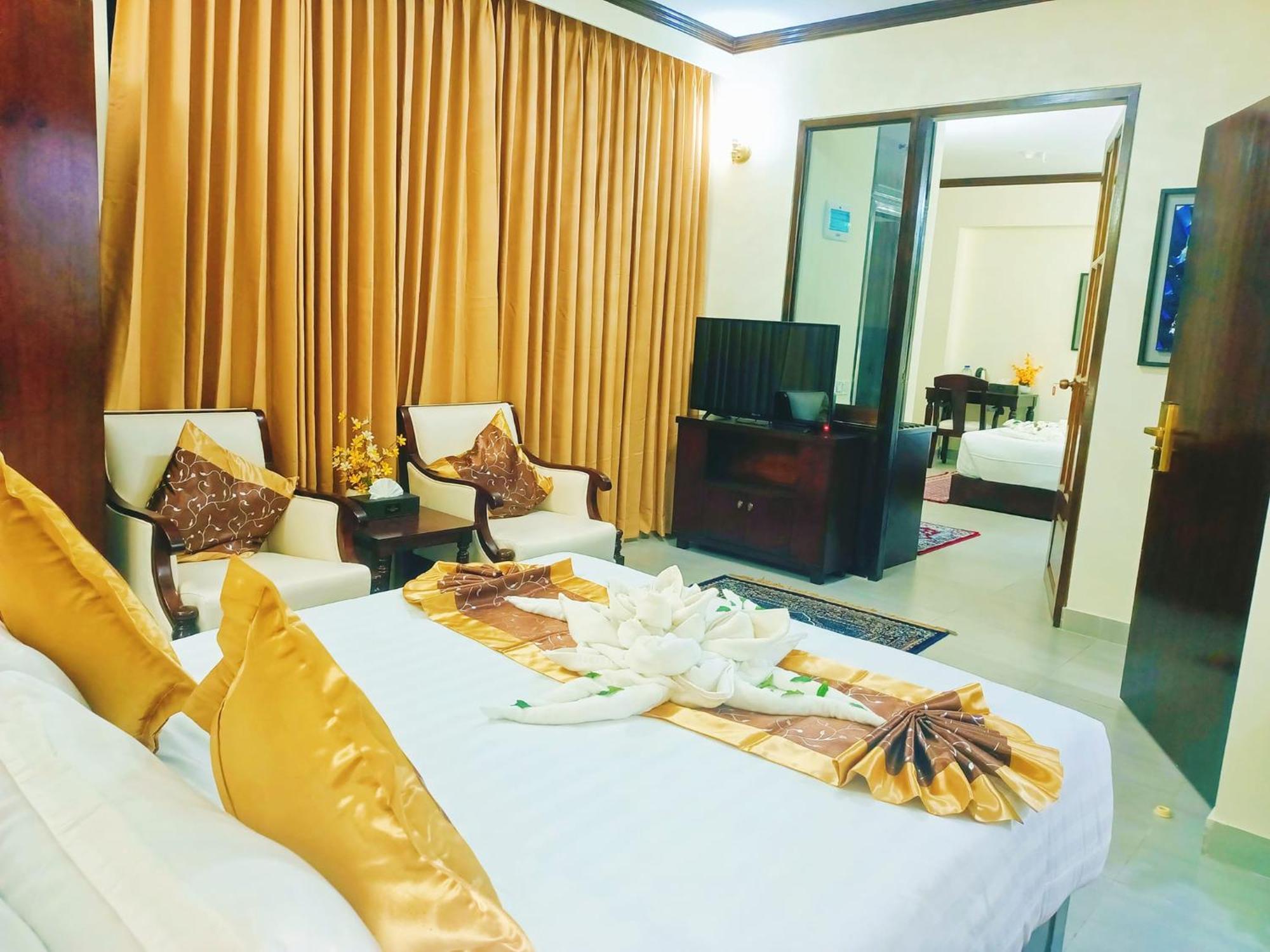 Hotel Crystal Rose - ซิลเฮติ ภายนอก รูปภาพ