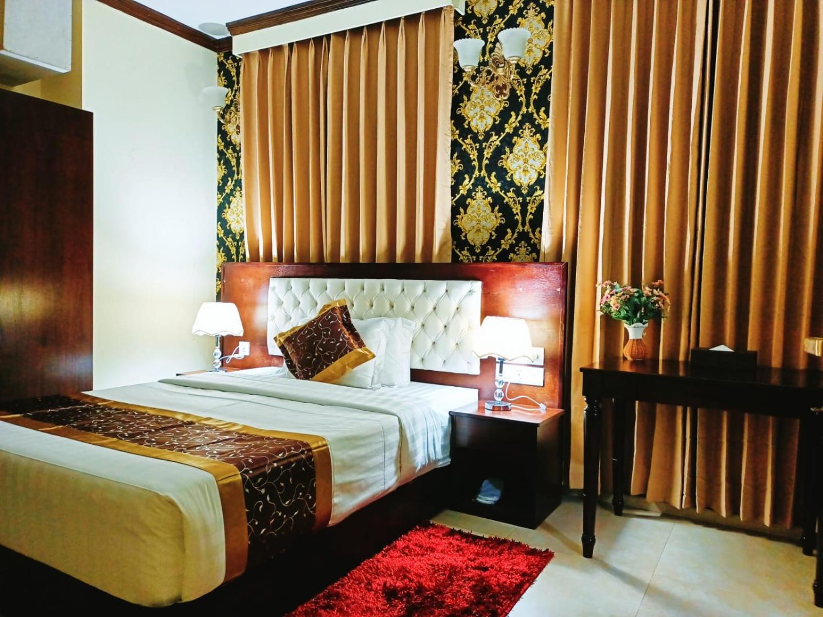 Hotel Crystal Rose - ซิลเฮติ ภายนอก รูปภาพ