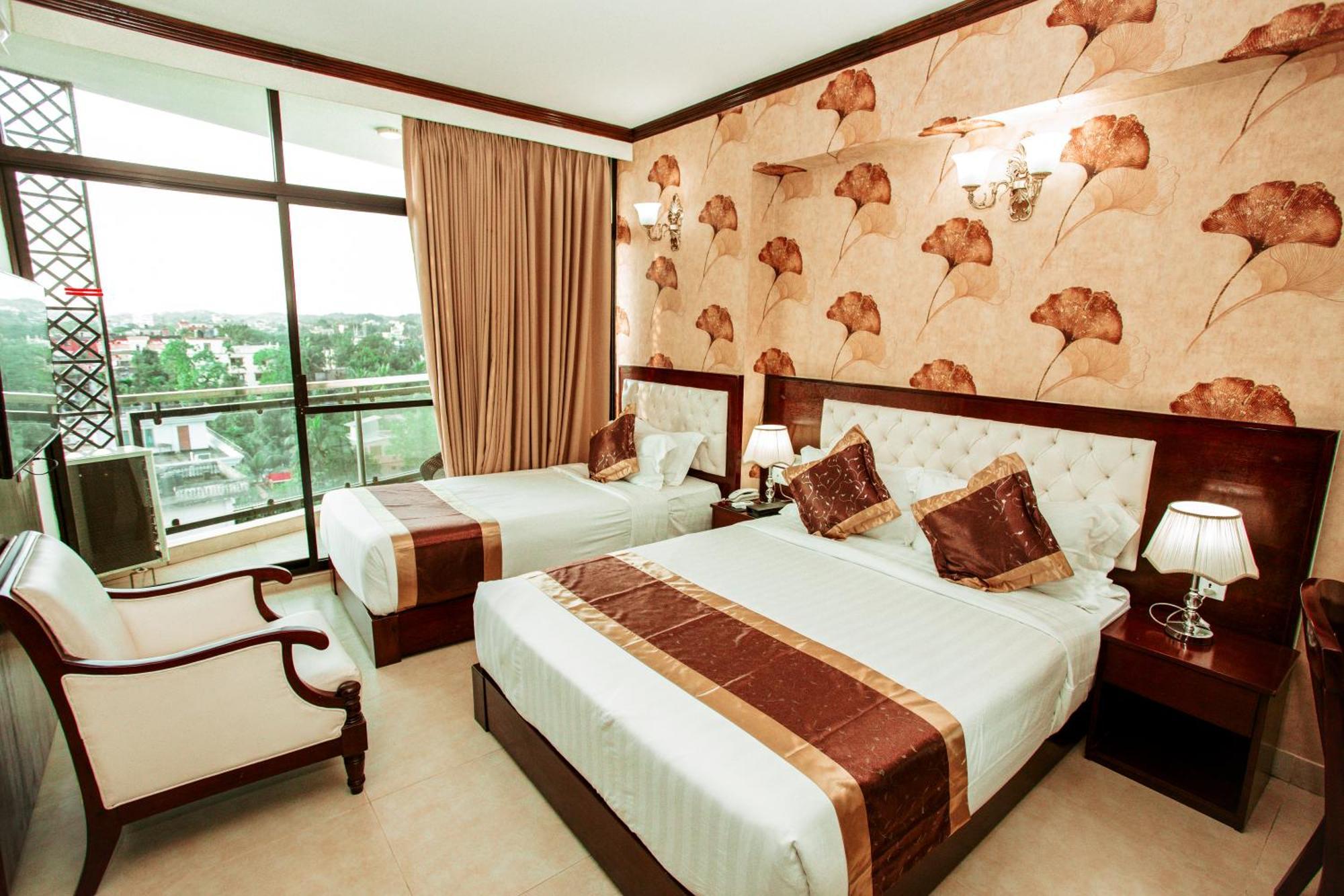 Hotel Crystal Rose - ซิลเฮติ ภายนอก รูปภาพ
